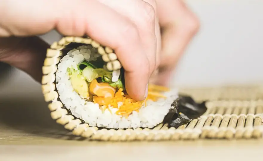 Gdzie kupić produkty do sushi? Najlepsze miejsca i okazje na zakupy