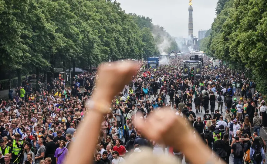 Berlińska parada techno - historia, tragedia i dziedzictwo
