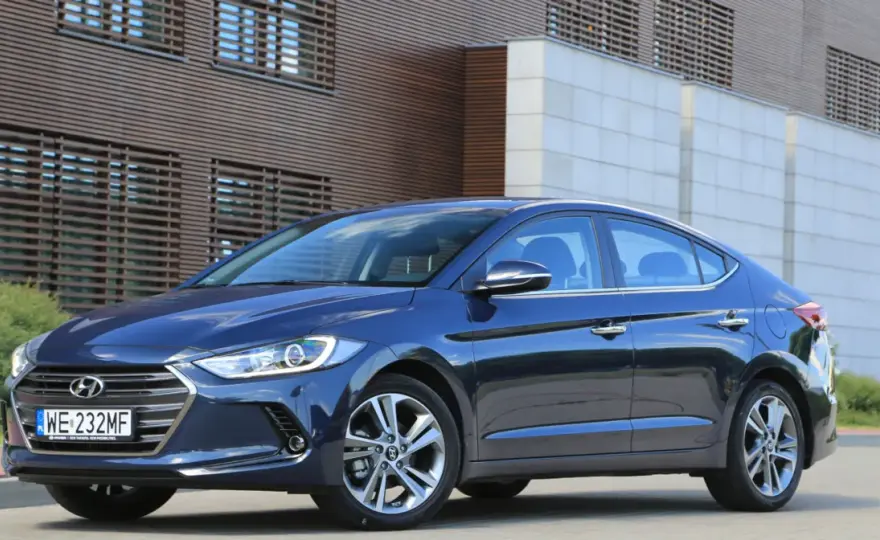 Hyundai Elantra – czy warto kupić ten sedan?