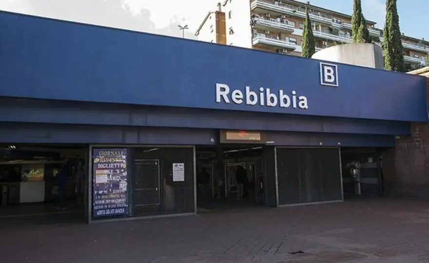 Rebibbia metro B, guida pratica a orari e parcheggio