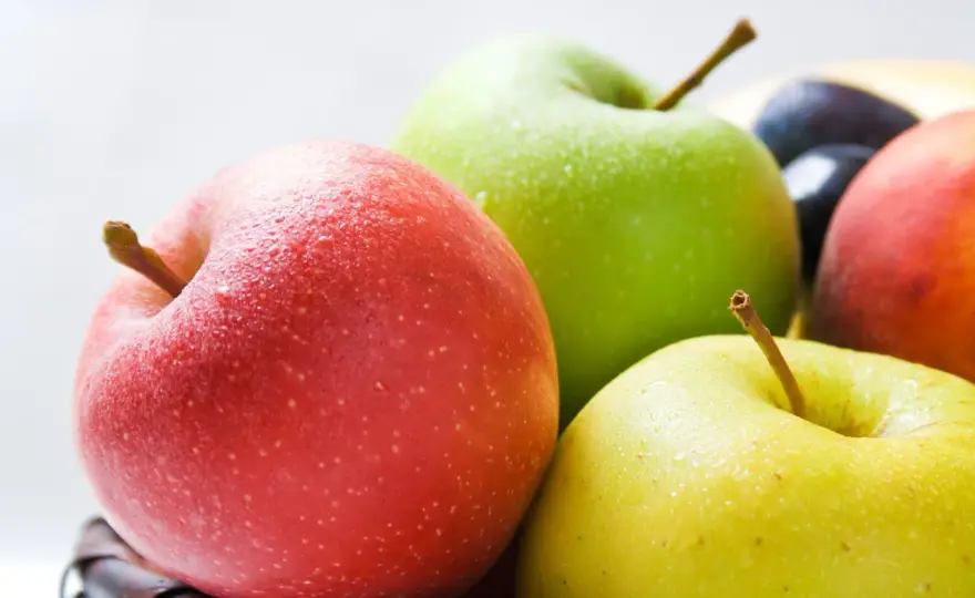 Apfel-Nährwerte verständlich erklärt - was wirklich drinsteckt