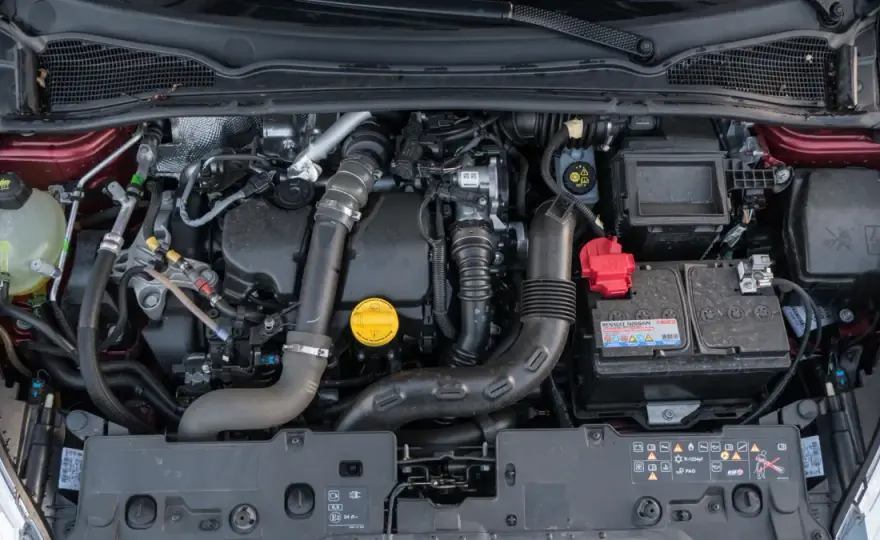 Zapchany filtr powietrza objawy diesel – jak uniknąć poważnych problemów