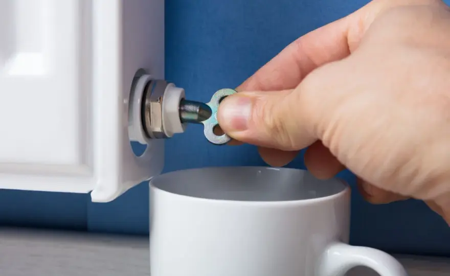 Jak odpowietrzyć grzejnik żeliwny bez odpowietrznika?
