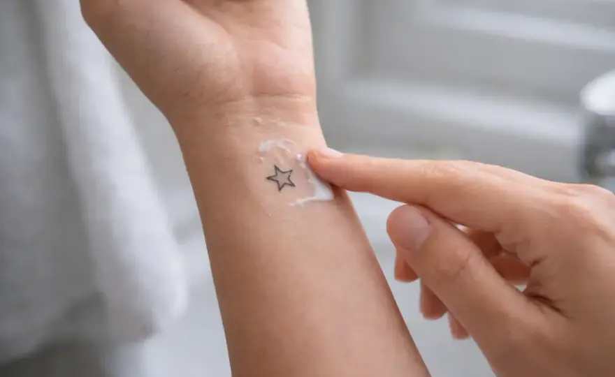 Tatouage piqué trop profond - comment reconnaître un blowout ?