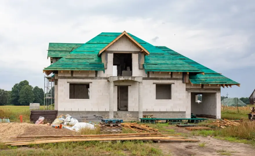 Ile kosztuje budowa domu 140 m²? Sprawdź, co wpływa na ceny