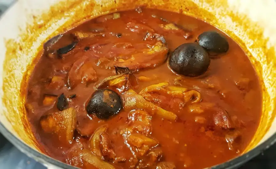 Khoresh Bademjan - Så lyckas du med persisk auberginegryta