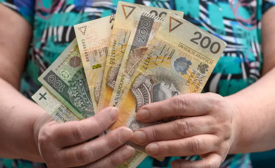 Jak dostać rentę? Kluczowe informacje o wniosku i dokumentach