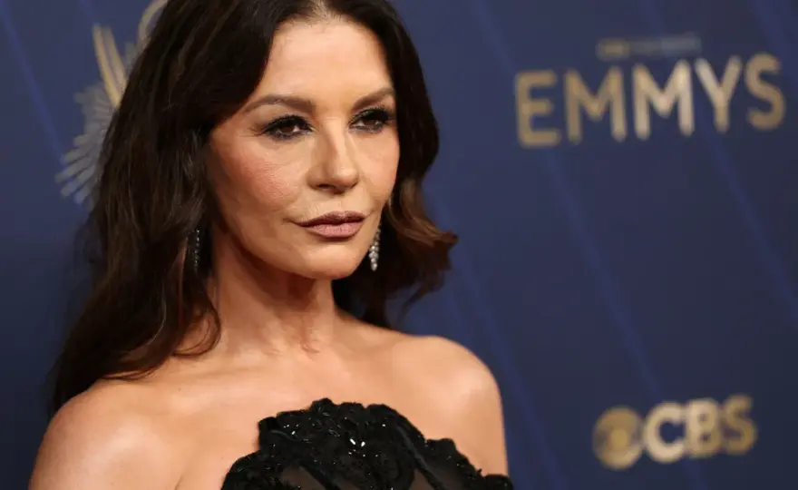 Ile lat ma Catherine Zeta-Jones w 2026 roku? Poznaj fakty o gwieździe