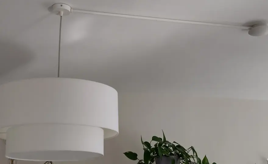 Punto de luz descentrado - Soluciones sin obra para tu lámpara