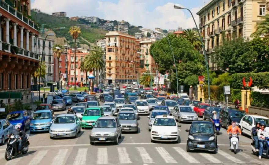 Driving in Naples - When a Car Helps and When to Skip It