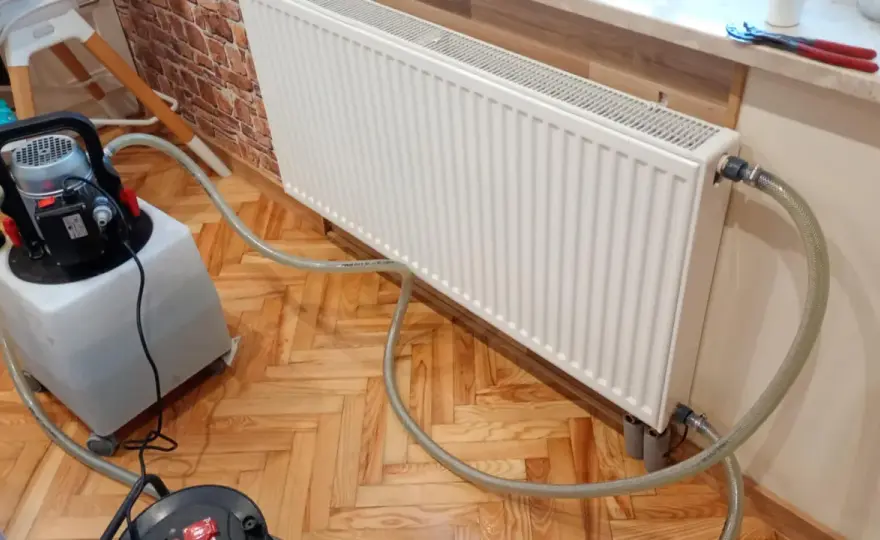 Płukanie instalacji CO Warszawa: Zimne grzejniki? Rozwiązanie!