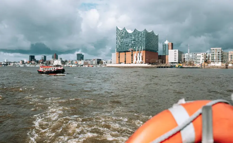 Hafenrundfahrt in Hamburg - welche Tour sich wirklich lohnt