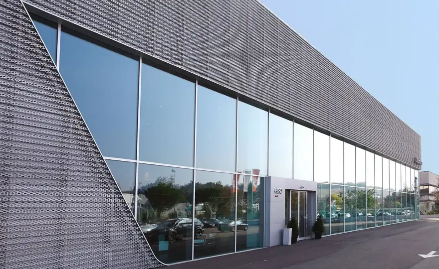 Facciate in vetro - luce, comfort e sicurezza senza compromessi