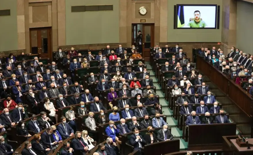 Jakie zmiany w konstytucji proponuje PiS i jakie mają konsekwencje?