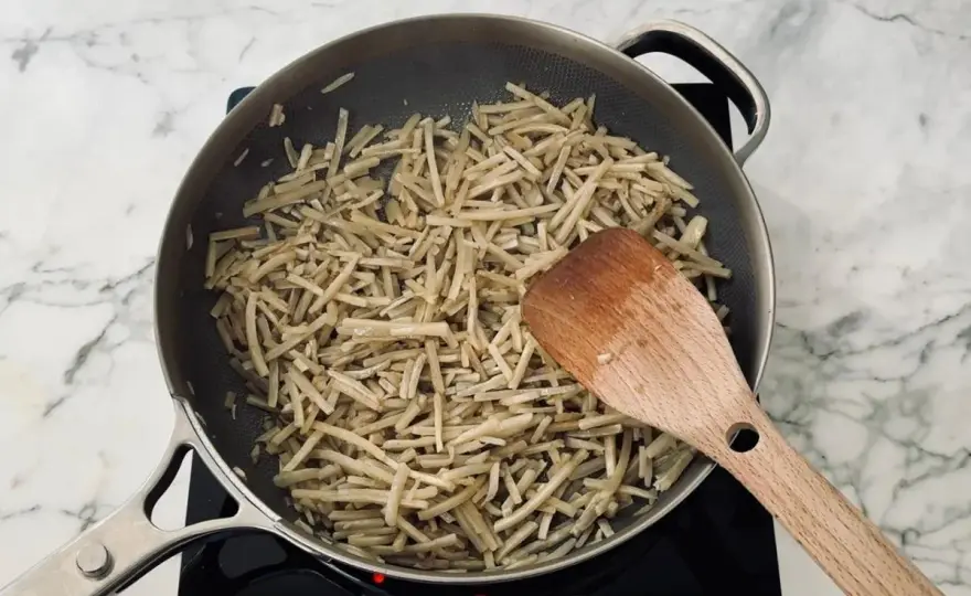 Kinpira Recipe - Master Japanese Stir-Fry (Burdock & Swaps)