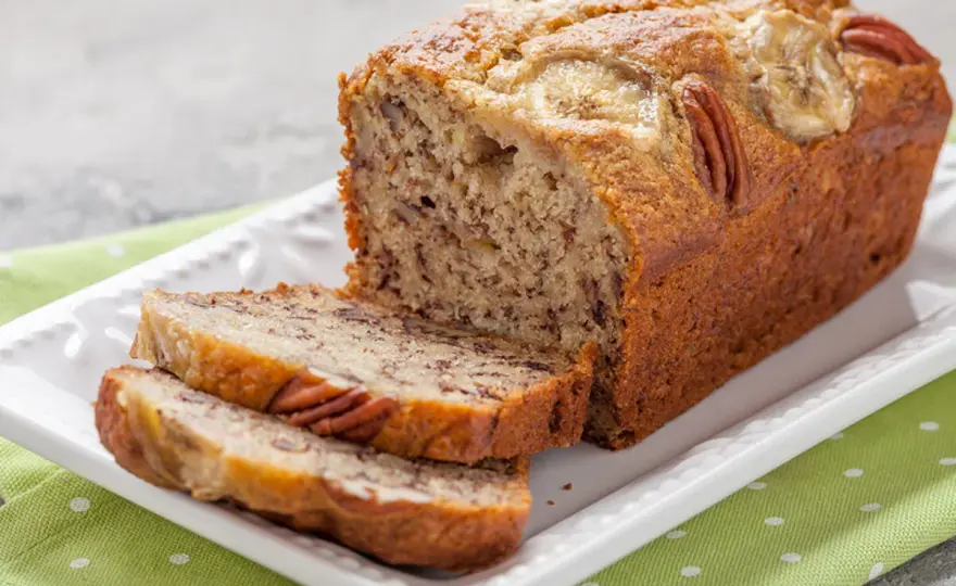 Chlebek bananowy: Prosty przepis na idealny wypiek bez zakalca