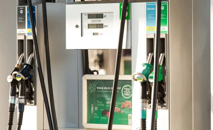 Diesel czy benzyna? Wybierz idealny silnik dla siebie!