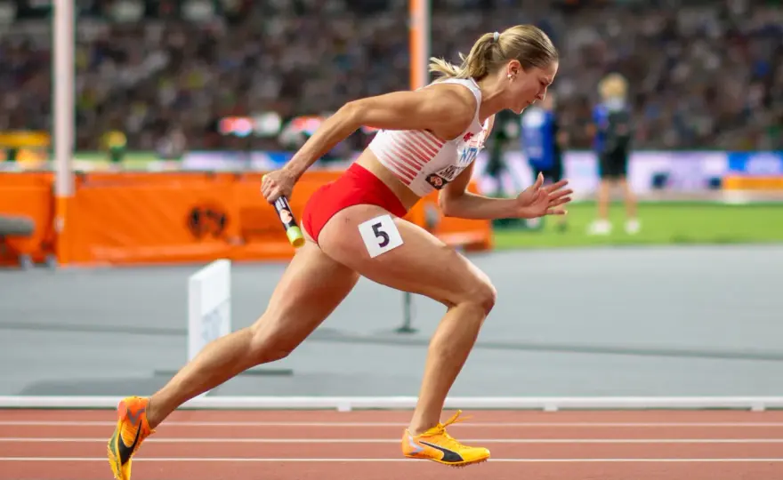 Sztafeta 4x100 kobiet - Jak wygrać? Sekrety zmian i treningu