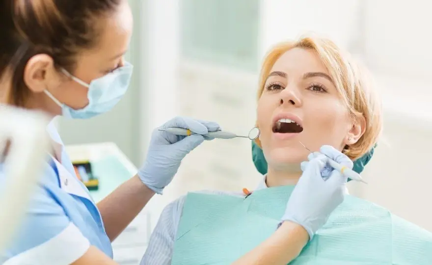 Gdzie do dentysty w Łodzi? Ranking 2026