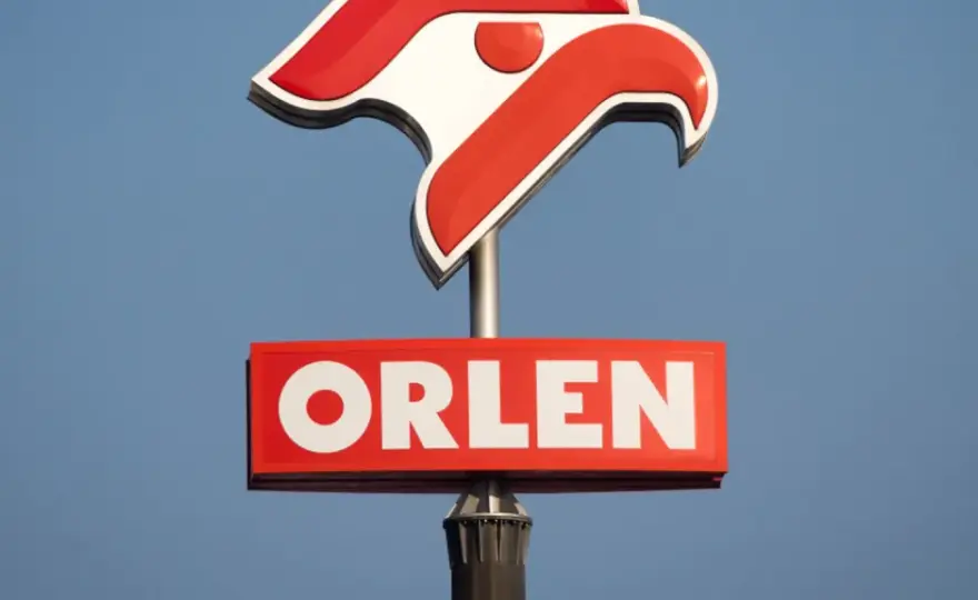 Gdzie kupić e-toll w Orlen? Sprawdź stacje i łatwe sposoby zakupu