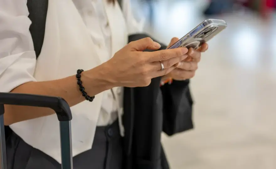 Wygaszanie 3G Plus - Sprawdź telefon i SIM, uniknij problemów!