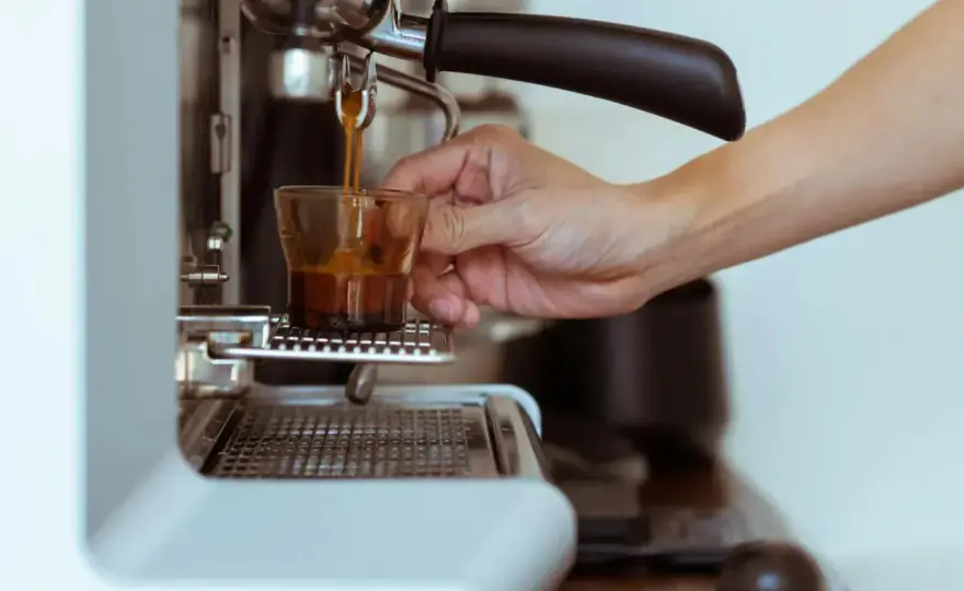 Espresso manuell zubereiten – So gelingt der perfekte Shot