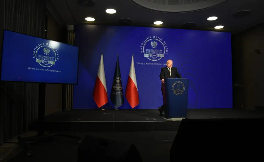 WIRON 1M a rata kredytu - jak czytać notowania i umowę