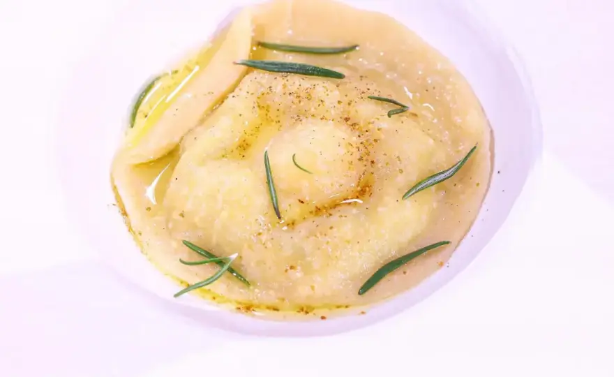 Ravioli z płynnym żółtkiem - Gotuj jak MasterChef!