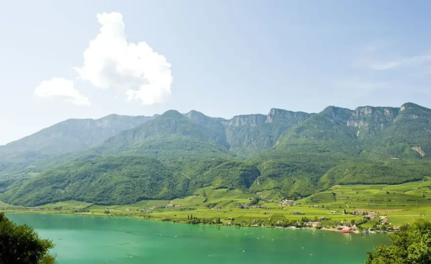 Kalterer See - Baden, Wandern und Weinwege für einen Ausflug