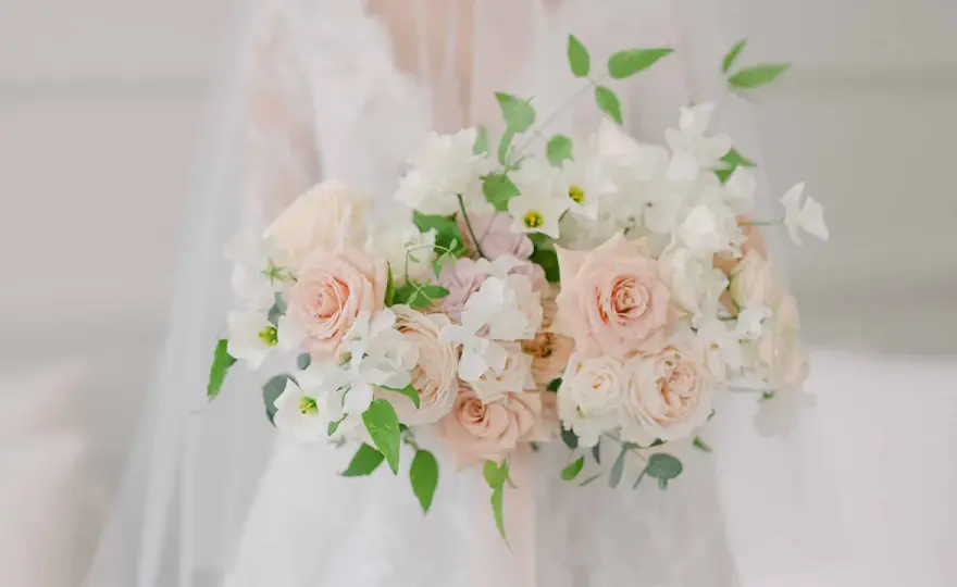 Bouquet de mariée tombant original - Le guide ultime
