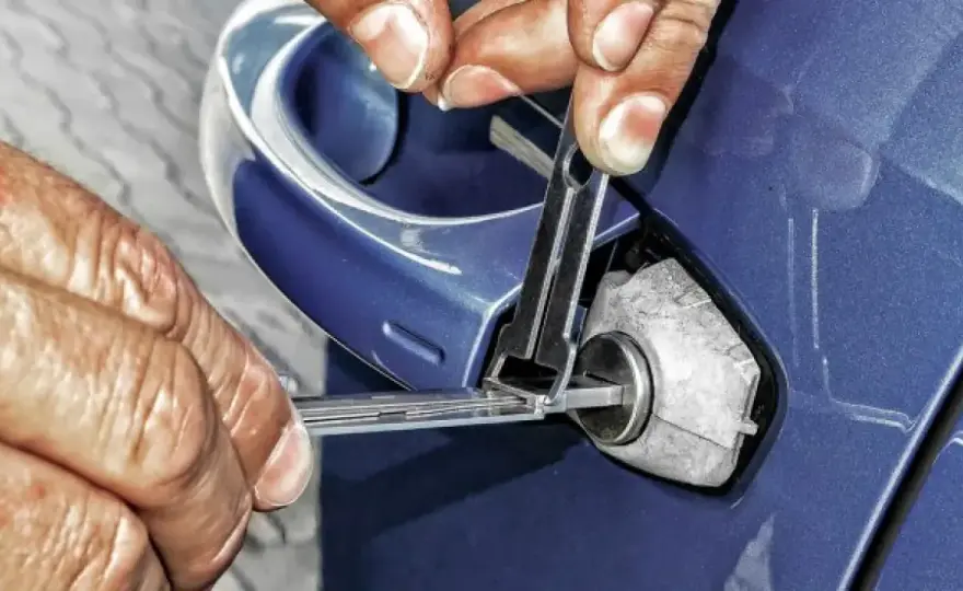 Abrir coche sin llave - Guía segura y legal