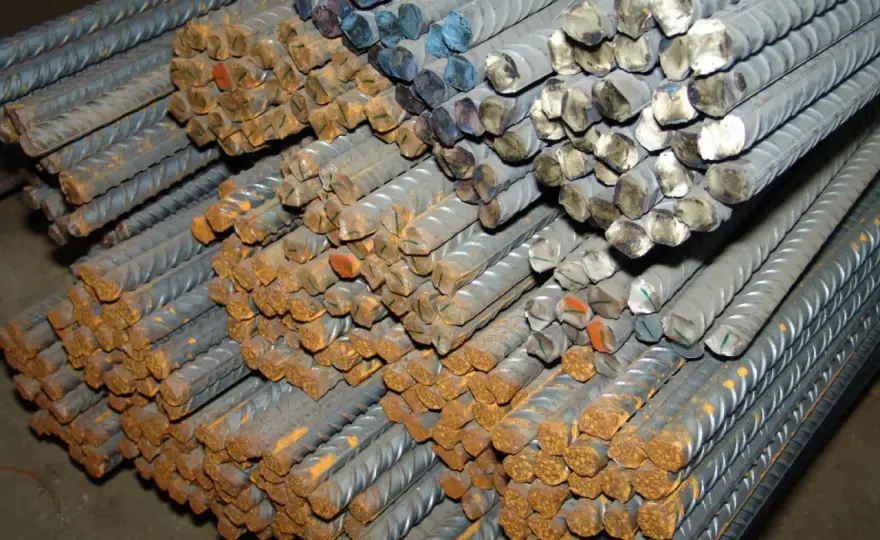 Pręt fi 10 - jak dobrać materiał, wagę i spawanie