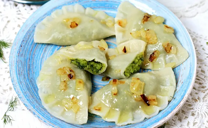 Pierogi z bobem - idealny przepis na letni smak