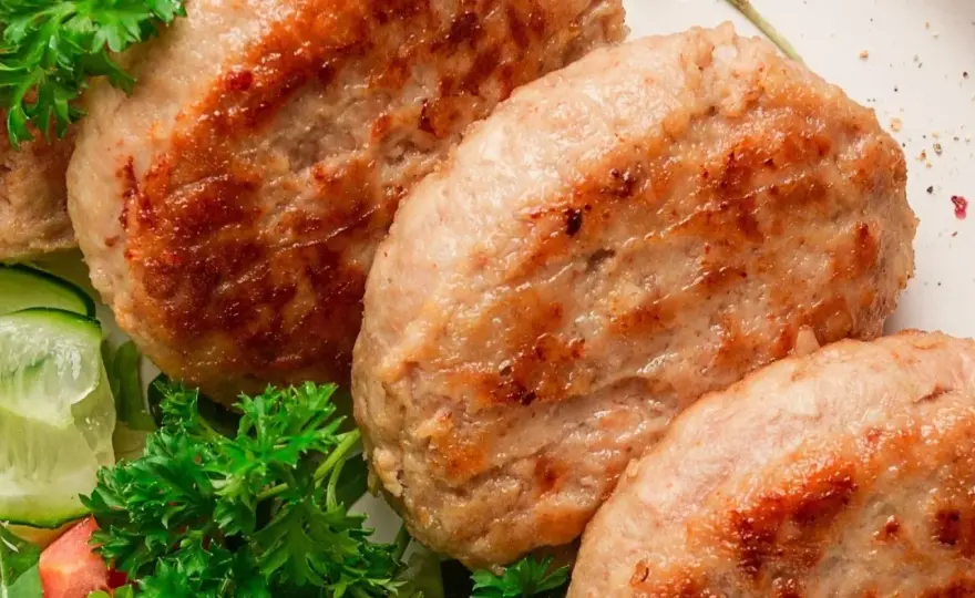 Soczyste kotlety mielone z indyka - prosty przepis