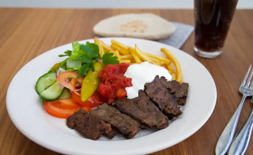 Iskender kebab - Zeinas recept för perfekt balans hemma