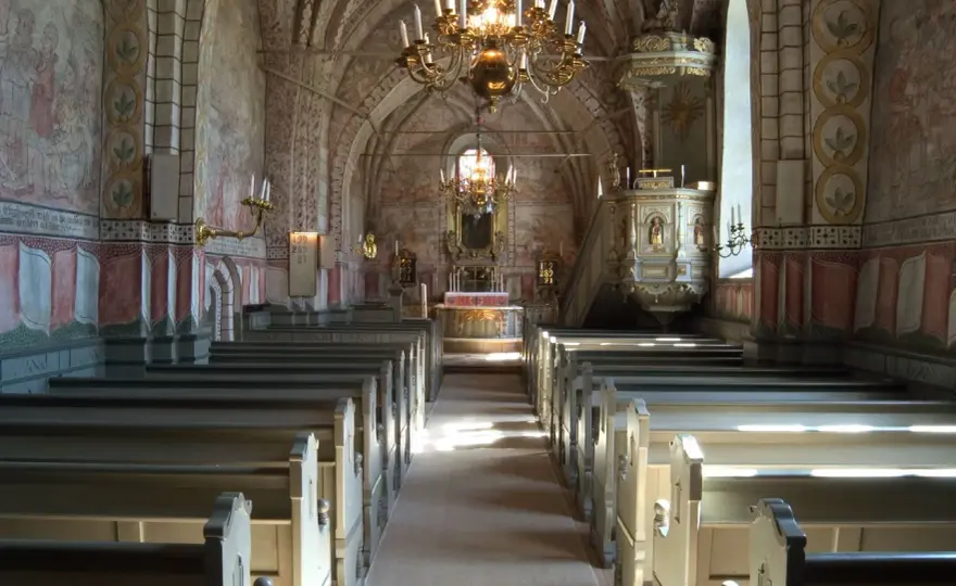 Stockholms kyrkor som är värda ett besök - historia och musik
