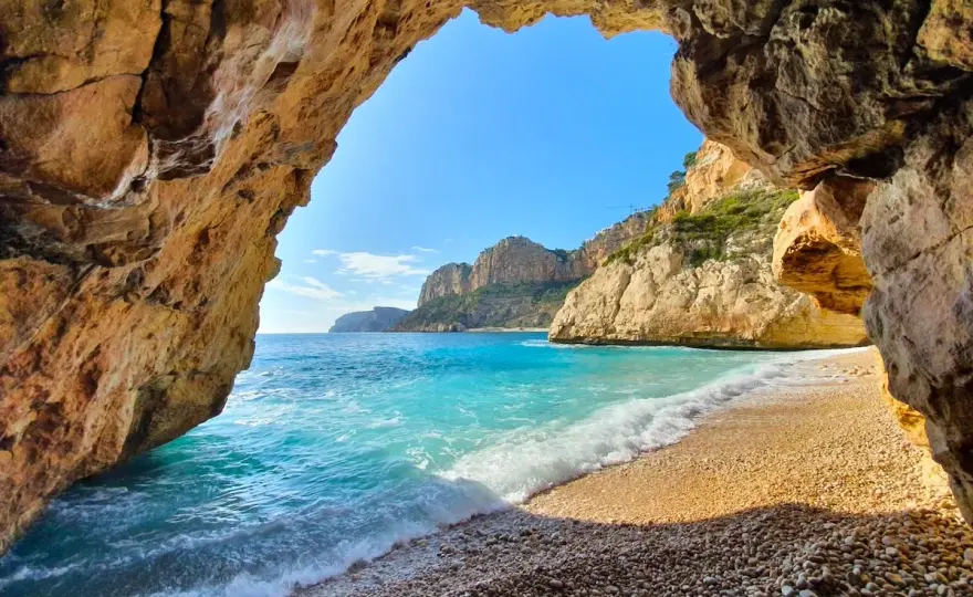 Cala Moraig - Cueva de los Arcos: Guía completa para tu visita