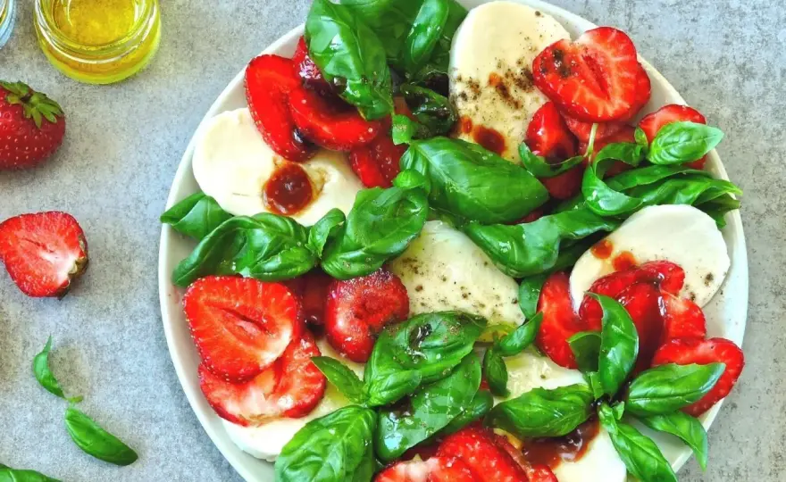 Mozzarella na diecie odchudzającej? Sprawdź, czy warto!