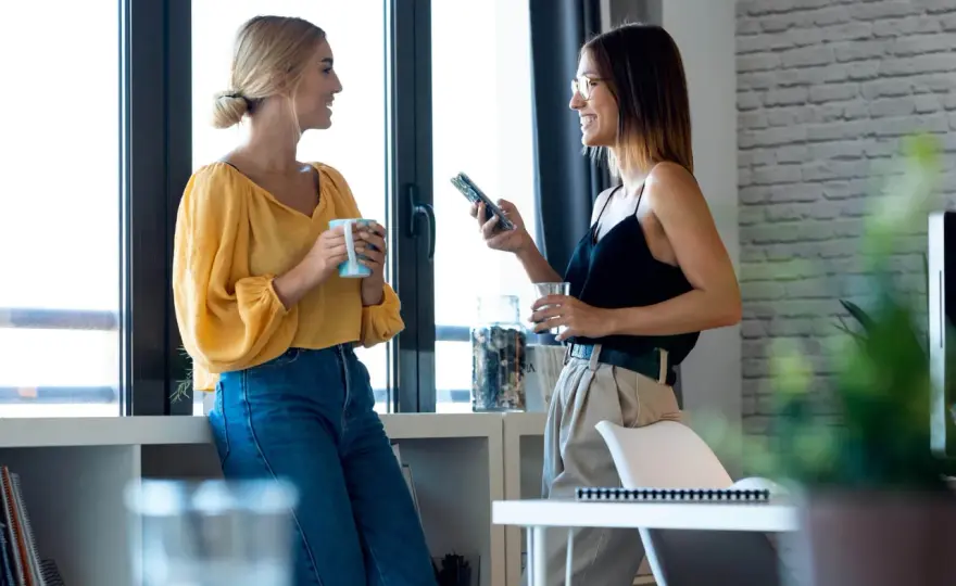 Small talk po angielsku - Jak swobodnie rozmawiać? Gotowe zwroty