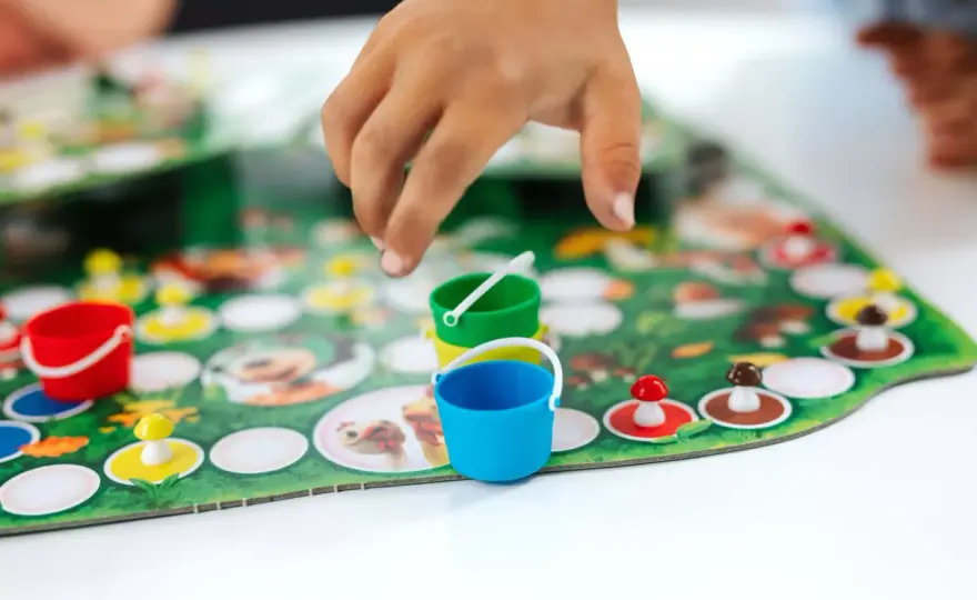 Gry dla 4 latka - Jak wybrać dla rozwoju i zabawy?