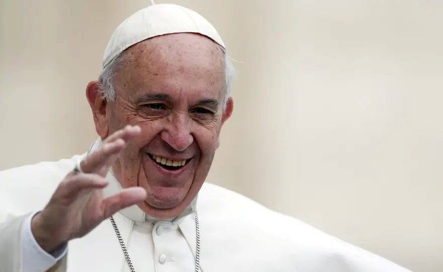 Ile lat ma Papież Franciszek? Sprawdź wiek i fakty