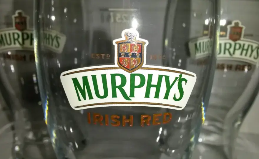 Gdzie kupić piwo Murphy's? Sprawdź, gdzie je znaleźć w Polsce