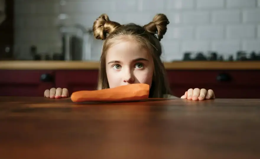 Neofobia alimentare nei bambini - come affrontarla senza pressioni