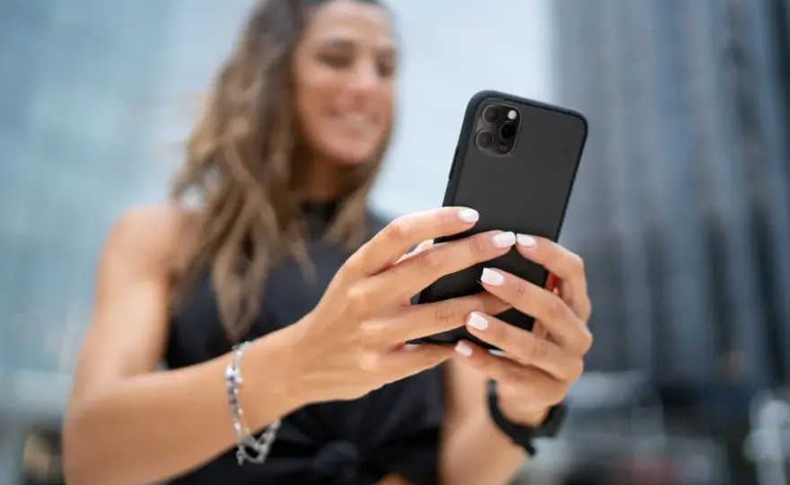Ewolucja rozrywki: Jak smartfon zmienia nasz wolny czas?