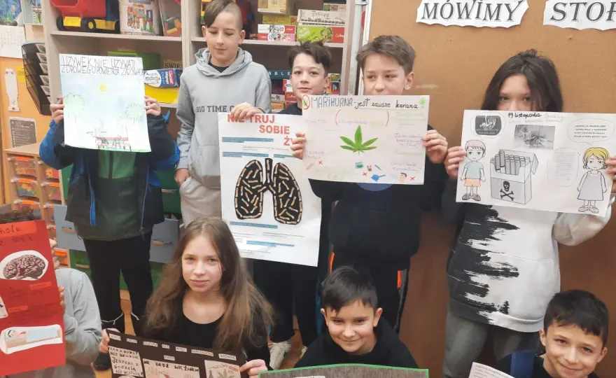 Jak zrobić projekt artystyczno-edukacyjny, aby przyciągnąć uwagę uczniów