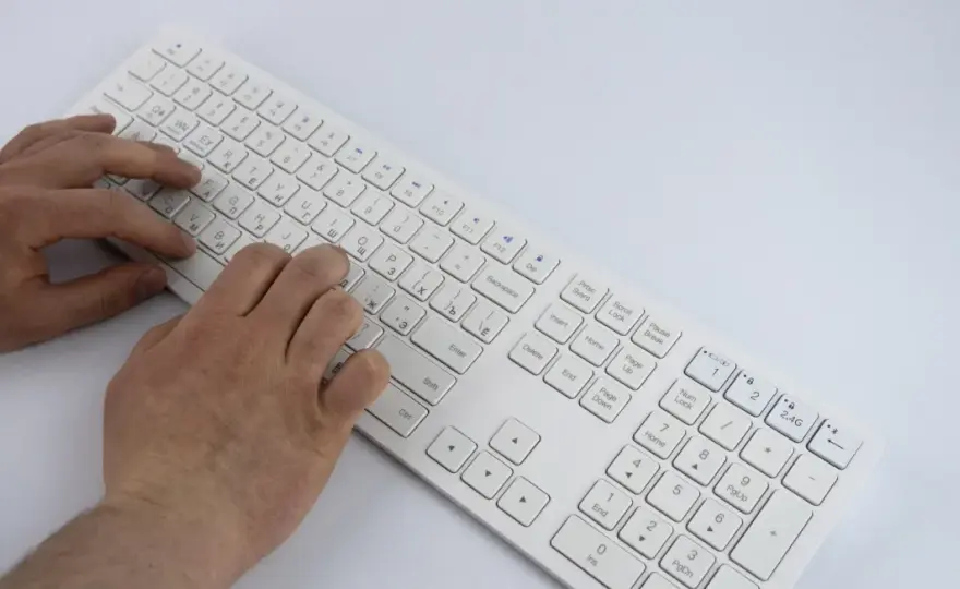 Opis klawiszy laptopa - Fn, skróty i szybsza praca