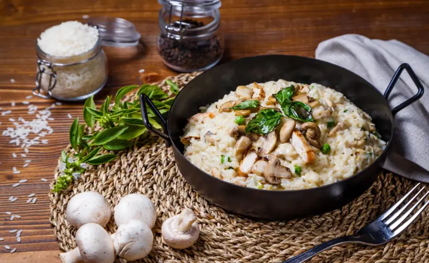 Risotto Poulet Champignon Parfait - Le Secret d'un Plat Crémeux
