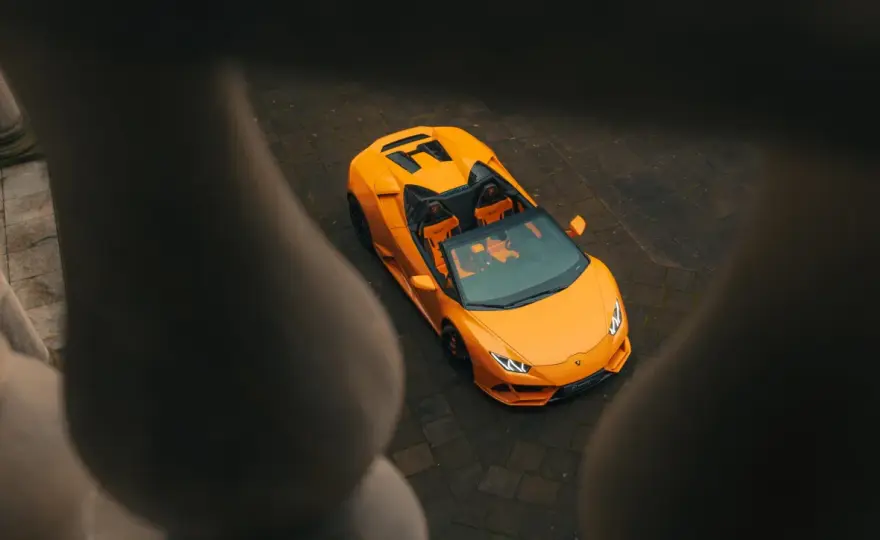 Kto produkuje Lamborghini? Poznaj tajemnice tej luksusowej marki