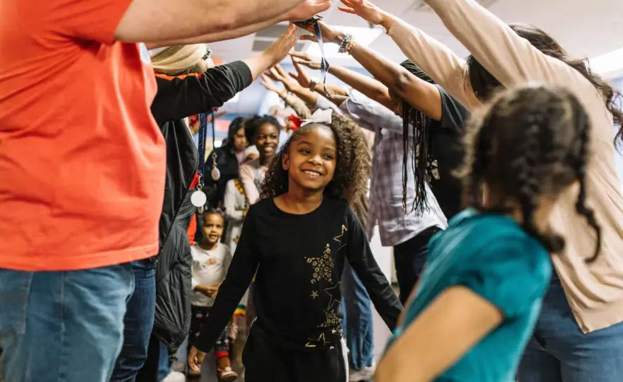 Best Volunteer Places for Kids - Find the Right Fit Now