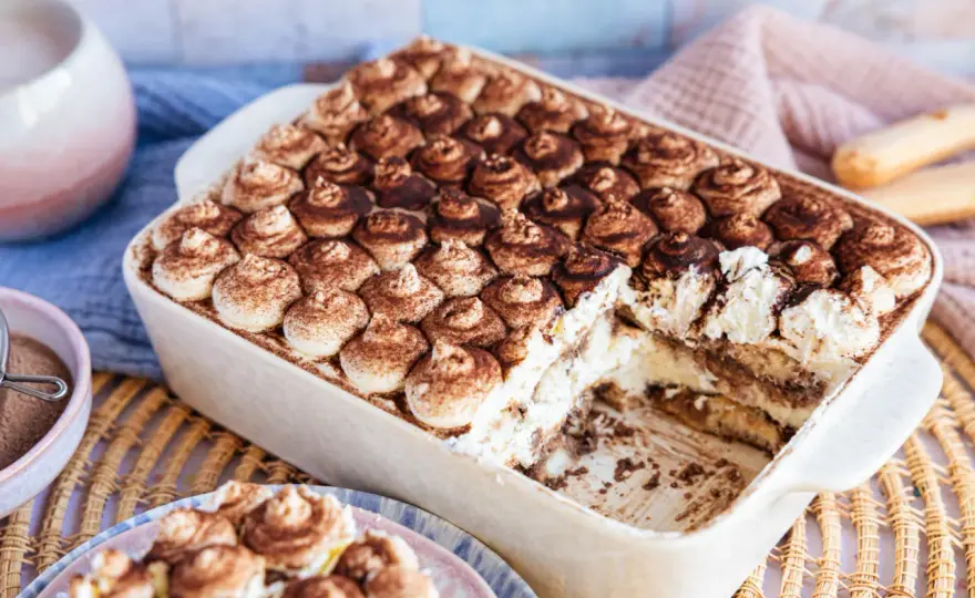 Veganes Tiramisu ohne Alkohol - So wird es cremig und nicht matschig